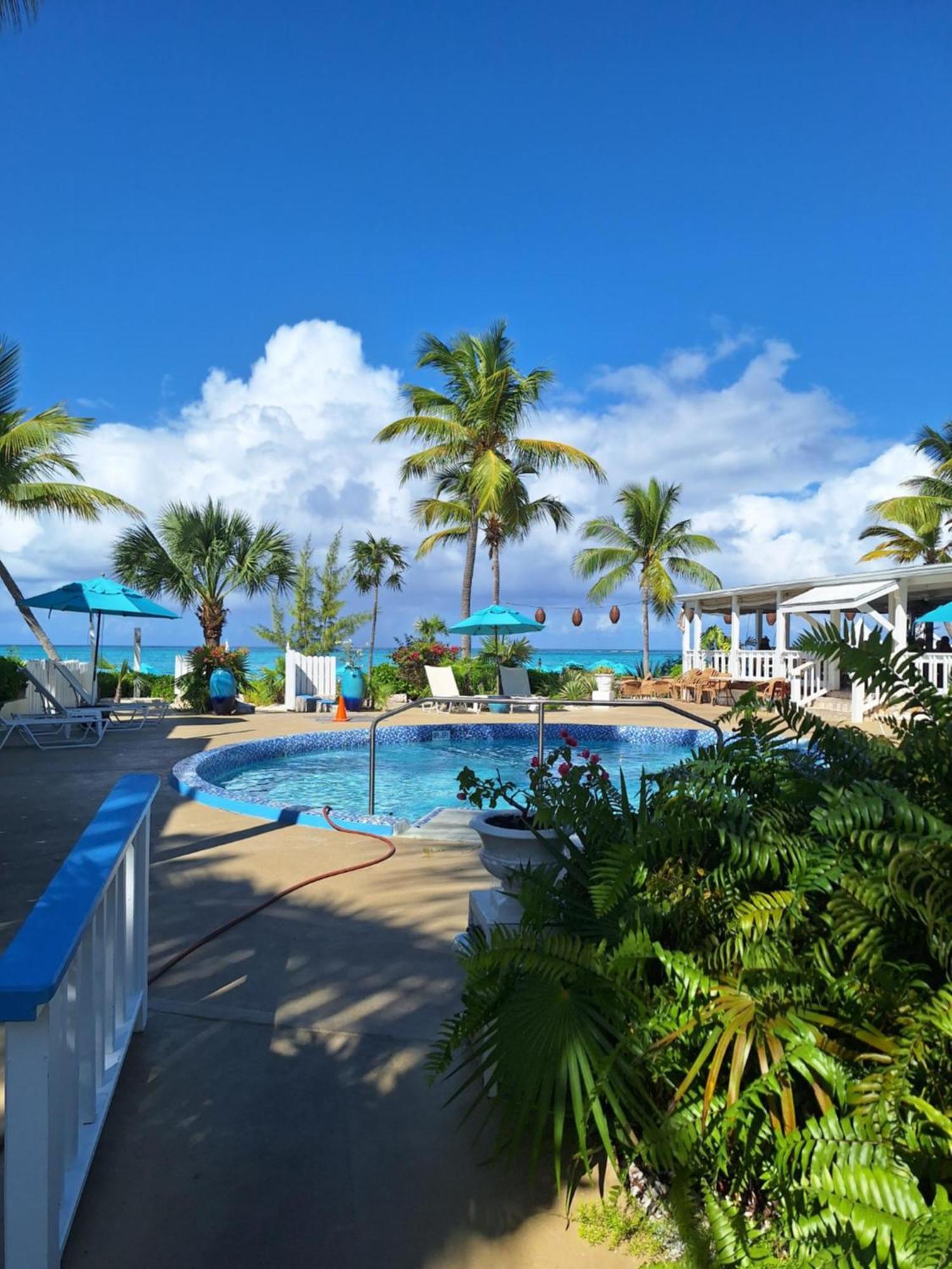 Sibonne Beach Hotel Grace Bay Dış mekan fotoğraf