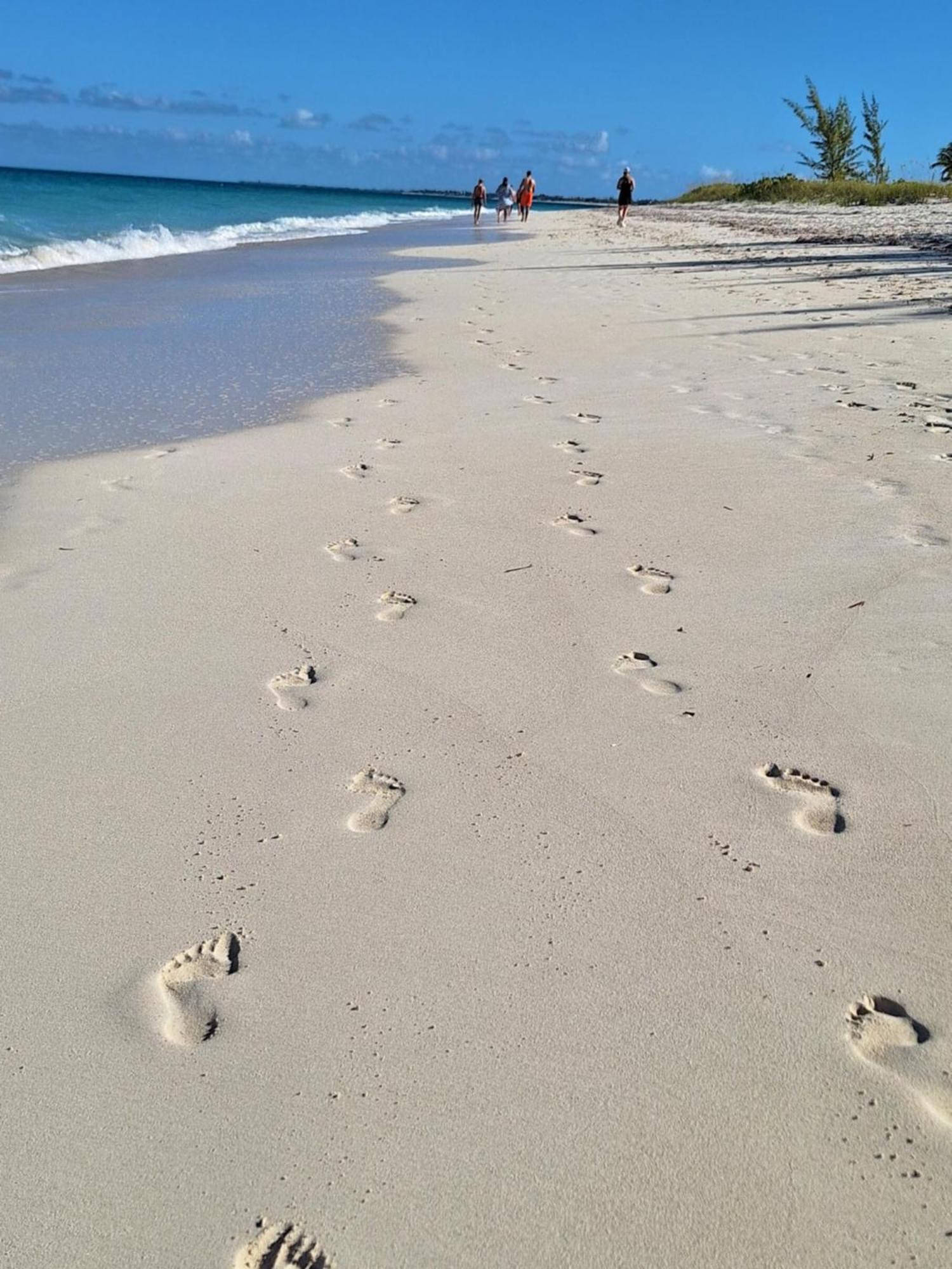 Sibonne Beach Hotel Grace Bay Dış mekan fotoğraf